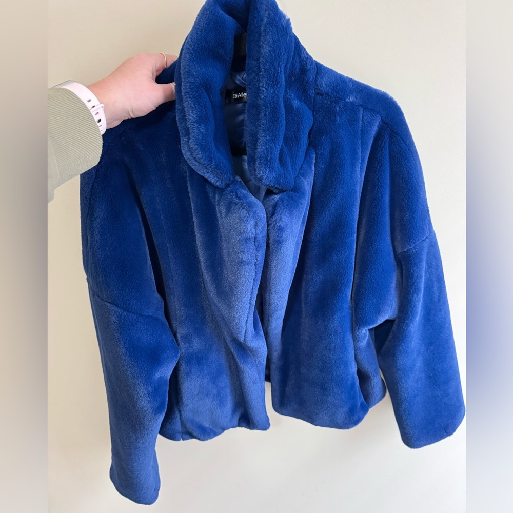 Royal Blue Faux Fur Women's Jacket